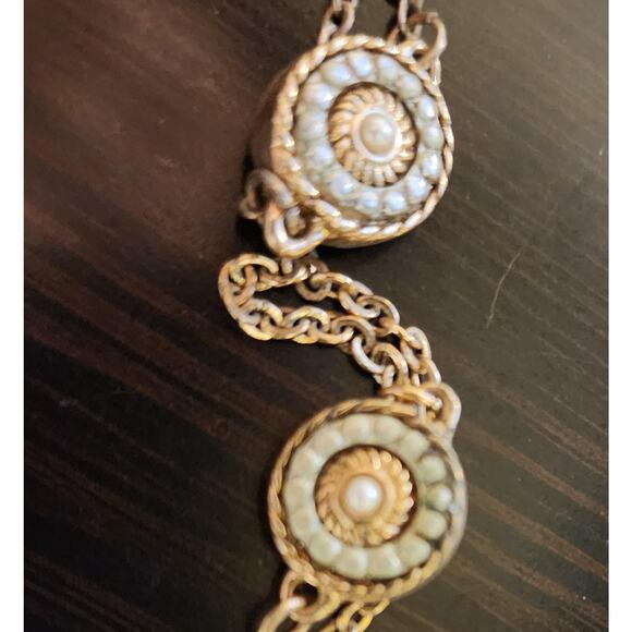 Vintage 1970s Medallion Gold-Toned Necklace & Belt | Adjustable Belt or Necklace - Picture 2 of 3